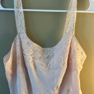 Lady Lynne Back Magic‎ Cream Slip Dress Lingerie Lace Trim Vintage Elegant